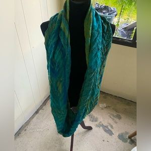 Circle scarf